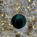 Bolas com Cordão Verde e Dourado – 10cm | 4 Peças